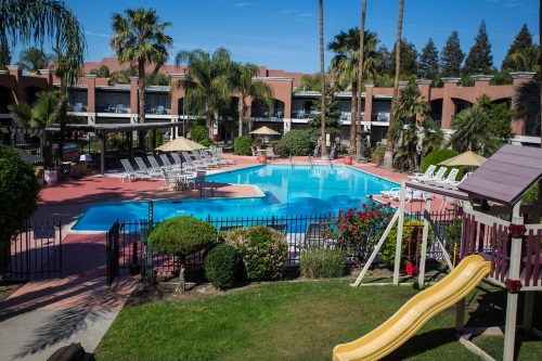Rosedale Hotel zwembad